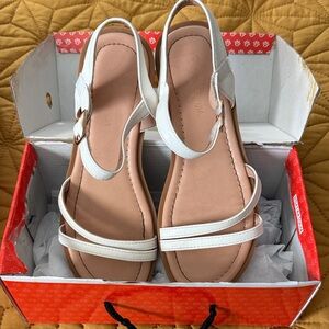 Chic White Girls Sandals